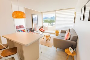 Televisión 40 pulgadas con canales de televisión por cable