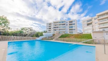 Seasonal outdoor pool