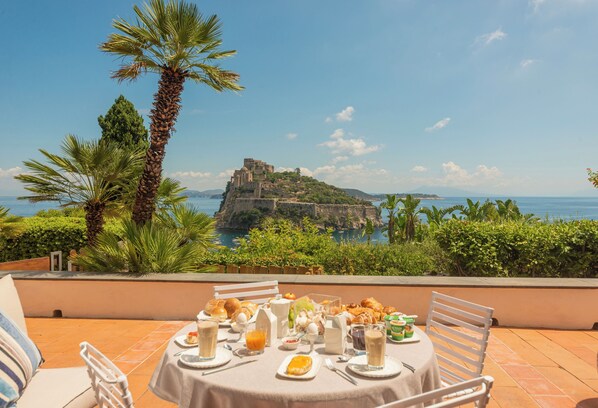 Luxury Condo, Sea View | Terrace/patio