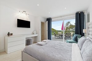 4 Schlafzimmer, Bügeleisen/Bügelbrett, Reisekinderbett, kostenloses WLAN