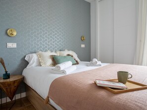 1 chambre, fer et planche à repasser, Wi-Fi, literie fournie