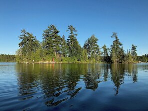 Miscellaneous - Your Own Private Island (Kinmount)