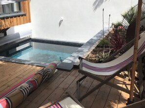 屋外プール、温水プール