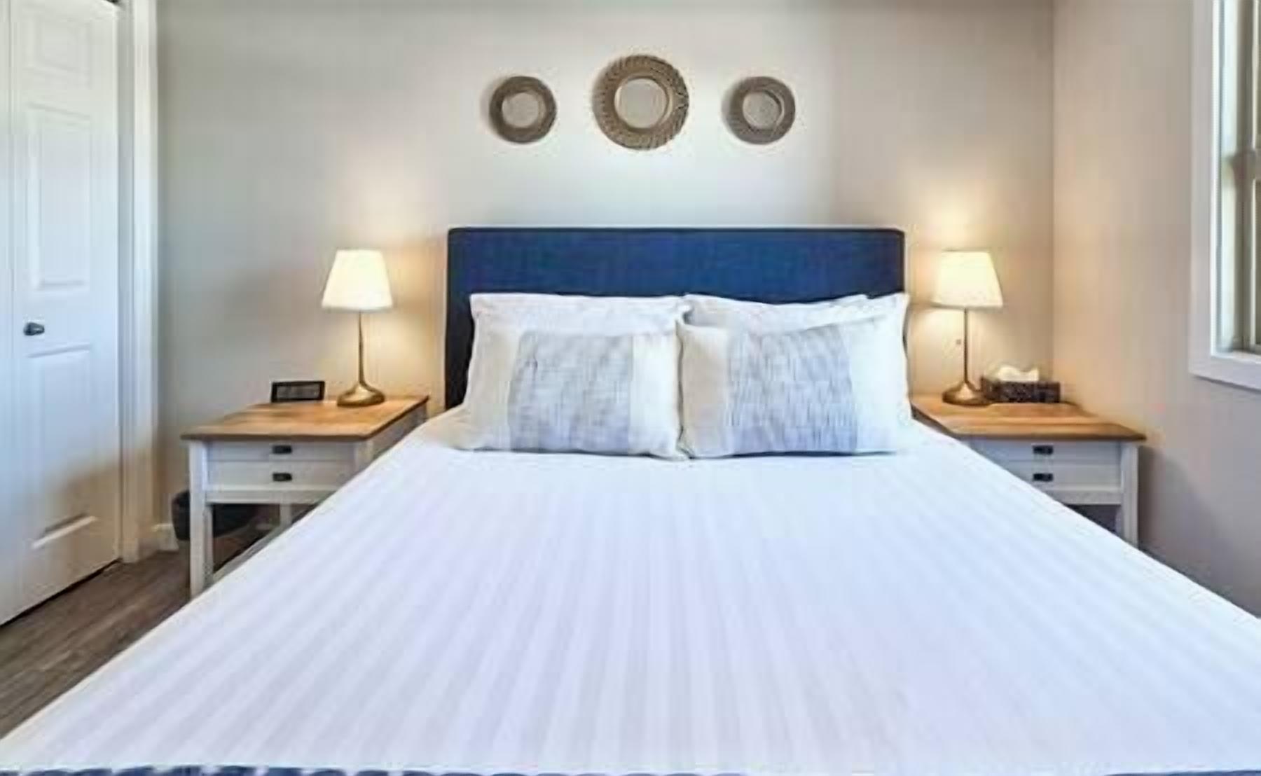 3 chambres, accès au Wi-Fi (inclus), literie fournie