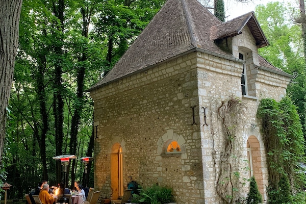 Luxury House, Park View | Terrace/patio