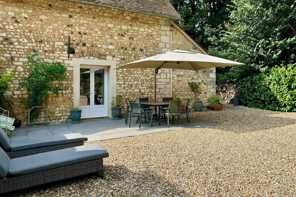 Exclusive House, Garden View | 1 bedroom, premium bedding, memory foam beds, individually decorated