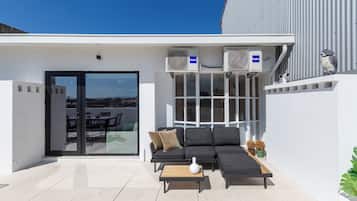 Appartement Standard, vue ville | Terrasse/Patio