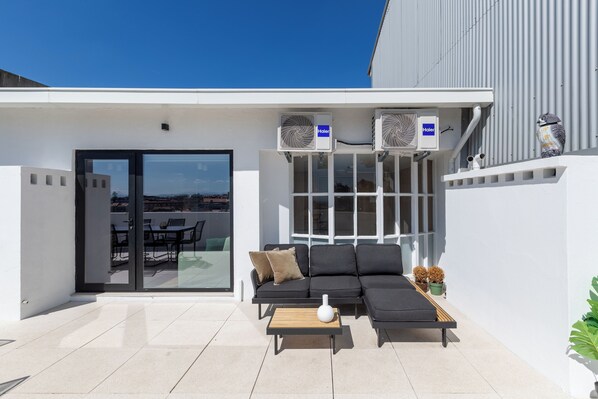 Terrace/patio - Aspasios Bonjardim Apartments (Porto)