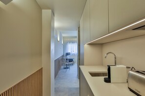 Studio, City View | Private kitchen - Aspasios Bonjardim Apartments (Porto)