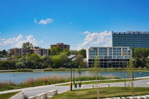 Sistema de insonorización, wifi gratis, ropa de cama