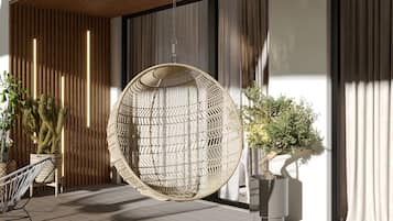 Soundproofing, free WiFi, bed sheets