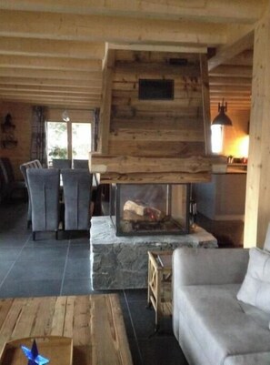 Smart TV, fireplace, DVD player