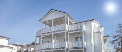 Fachada de la propiedad