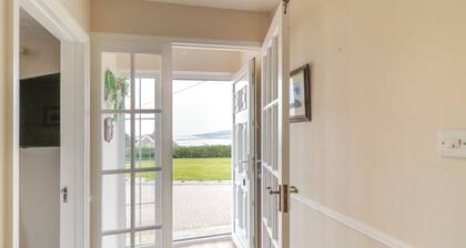 ARDAGH COTTAGE, pet friendly in Ballyliffin, County Donegal