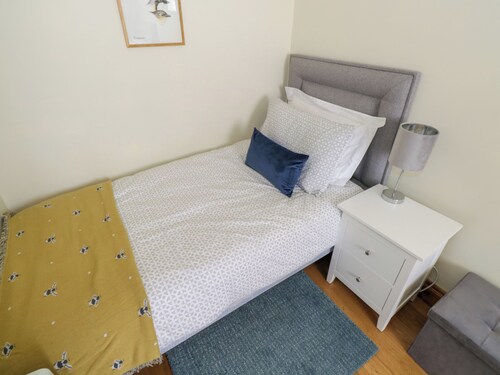 CALVEY'S COTTAGE, family friendly in Mulranny, County Mayo