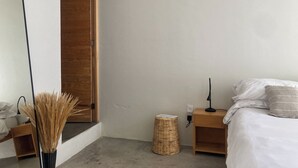 经济客房 | 遮光窗帘、熨斗/熨衣板、免费 WiFi