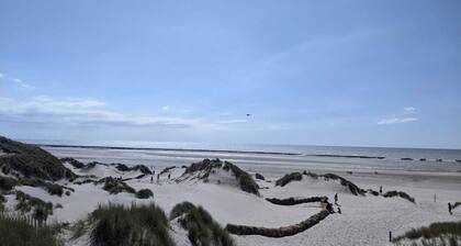 " LE 16 BAIE DE SOMME, STUDIO D HOTE"
TERRASSE ET JARDIN