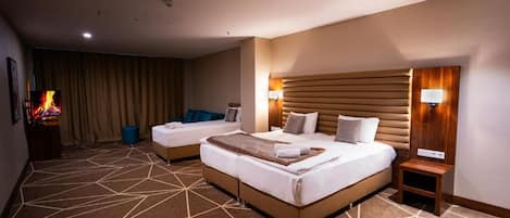 Suite monolocale Deluxe | Tende oscuranti, insonorizzazione, Wi-Fi gratuito, lenzuola