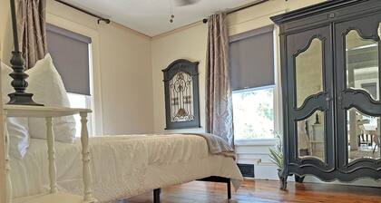 2-Bedroom Walk-up Apartment at the Bonaparte Castle Estate