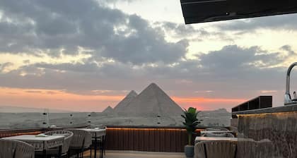 Crowne pyramids palace
