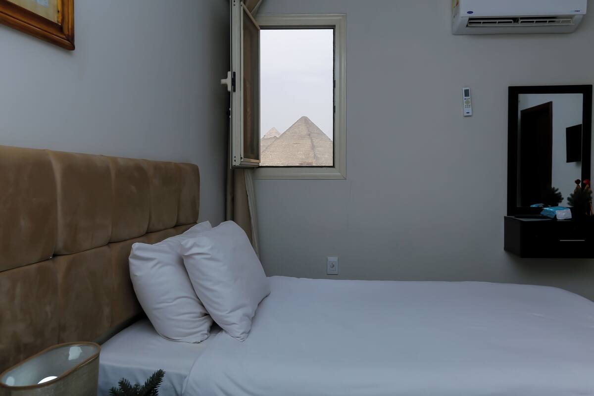 Quarto casal superior | Vista do quarto