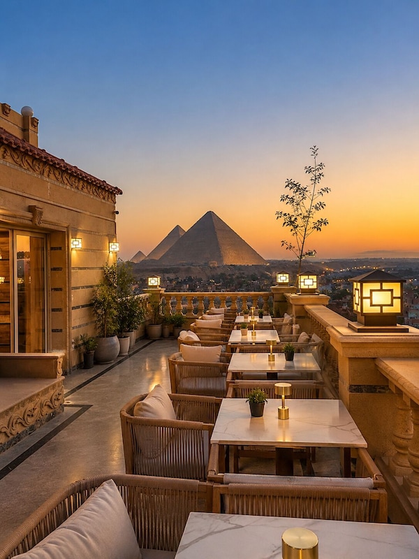 Crowne Pyramids Palace - Egypt