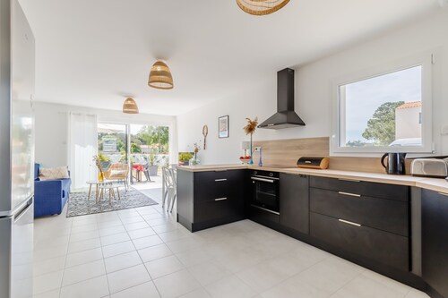 Les Tonnelles - Maison proche plage - Grand jardin