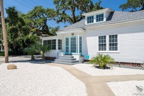 Exterior - NSB Oasis: Private Pool Retreat (New Smyrna Beach)