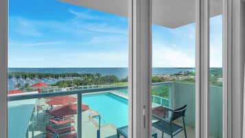 Suite estudio Confort, vista al océano | Balcón