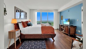 Comfort Studio Suite, Ocean View | Blackout drapes, iron/ironing board, WiFi (free) - Amazing SEA VIEW Studio (Miami)