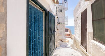 3953 Angolo Blu by Barbarhouse