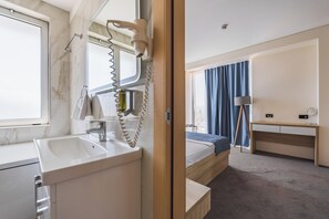 Hair dryer, slippers - Kosher Hotel Franca (Tivat)