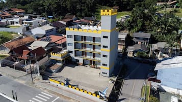 Fachada de la propiedad