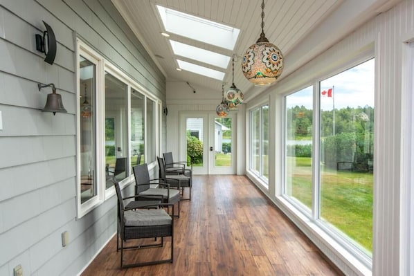 Terrace/patio - Ocean Bay View Luxury Guesthouse (Musquodoboit Harbour)