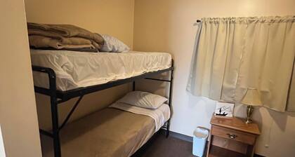 Cozy cabin in wonderful Fair Haven with AC