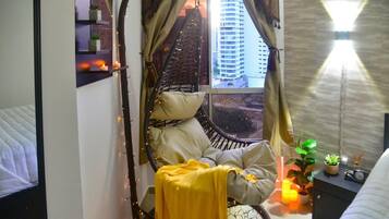 2 bedrooms, iron/ironing board, free WiFi, bed sheets