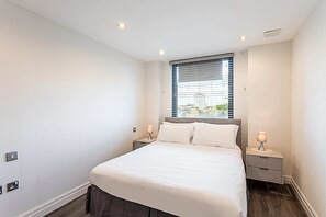 Basic Apartment - Convenient Urban Pad in Paddington (London)