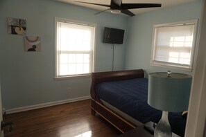 3 Schlafzimmer, Bügeleisen/Bügelbrett, kostenloses WLAN, Bettwäsche