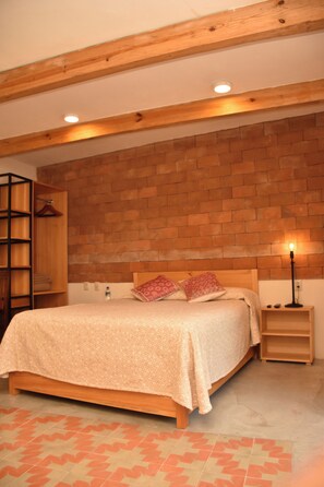 Standaard appartement | Een bureau, een laptopwerkplek, gratis wifi