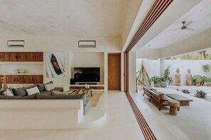 Smart TV