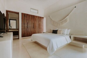 3 slaapkamers, een kluis op de kamer, een strijkplank/strijkijzer