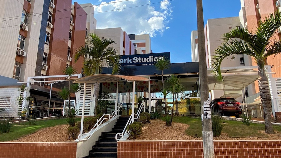 360 Park Studios by Ozped