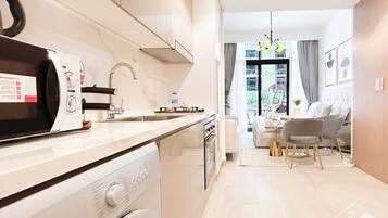 Leilighet (0 Bedroom) | Eget tekjøkken | Mikrobølgeovn, ovn, kokeplater og vannkoker