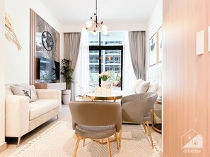 Apartment (0 Bedroom) | In-room dining - Elegant Studio With Balcony on the Riviera Dubai (Dubai)