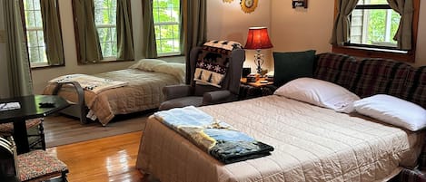 2 chambres, coffres-forts dans les chambres, Wi-Fi gratuit