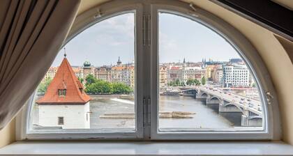 Janáčkovo nábřeží - Riverside Residence