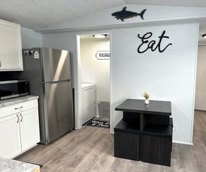 Interior - Cozy Beach Home w/ Fire Pit, Grill & Outdoor Swings—8 min from Surf City Pier! (Hampstead)