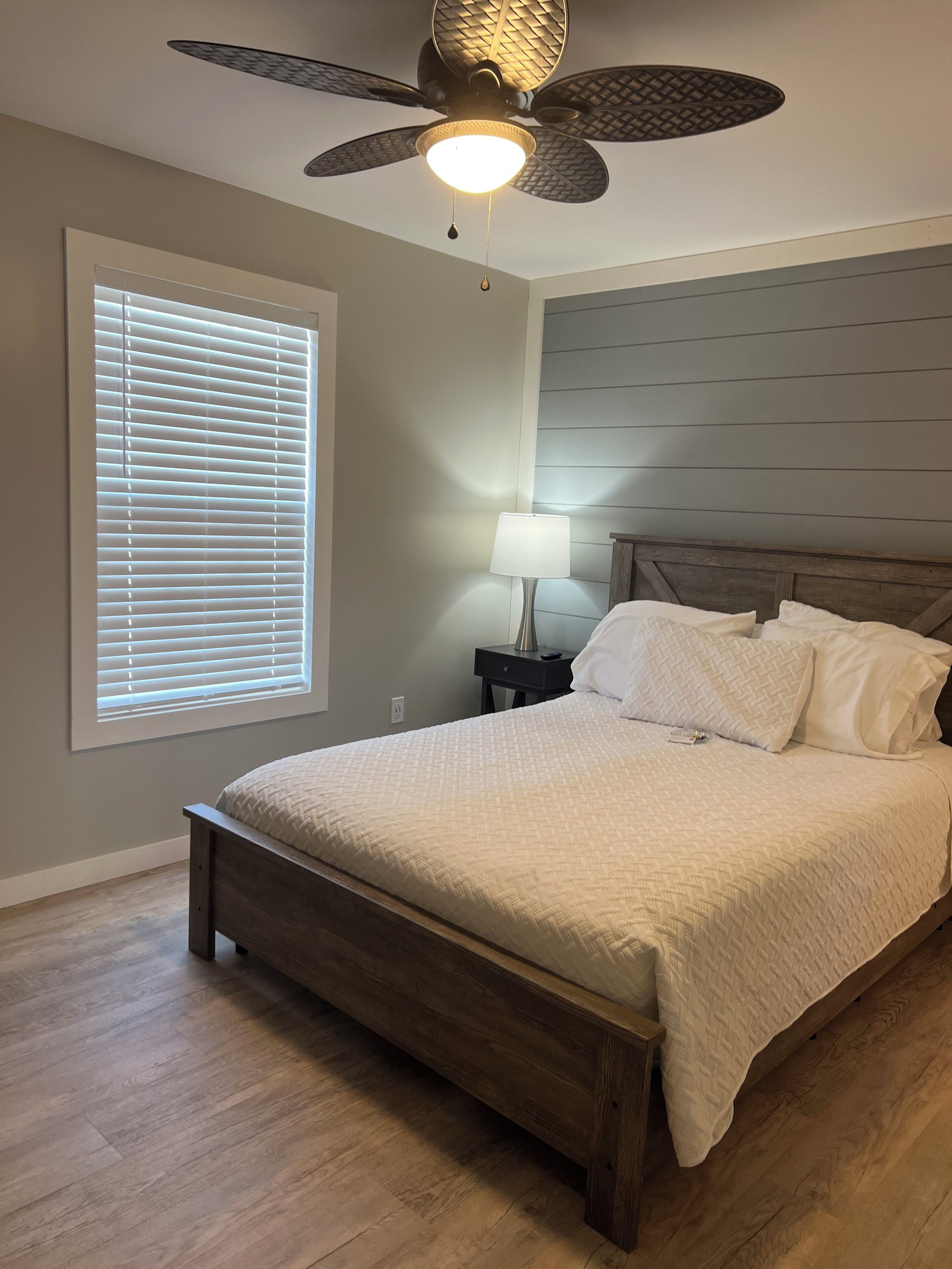 2 bedrooms, WiFi (free), bed sheets