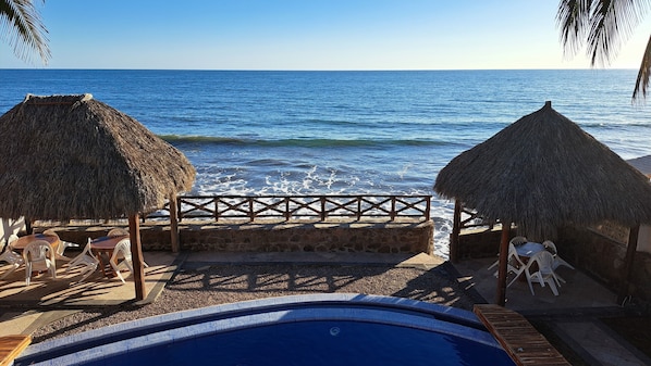 Exterior - Casa Mister Ken pie de playa Los Cocos (Santa Cruz)