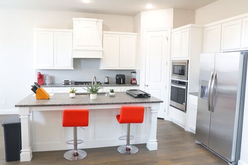 Crew Housing | Long Stay | Hot Tub & Putting Green